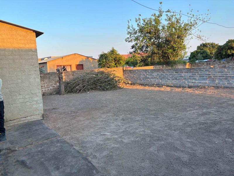 FLIPPING OPPORTUNITY - Photo 7