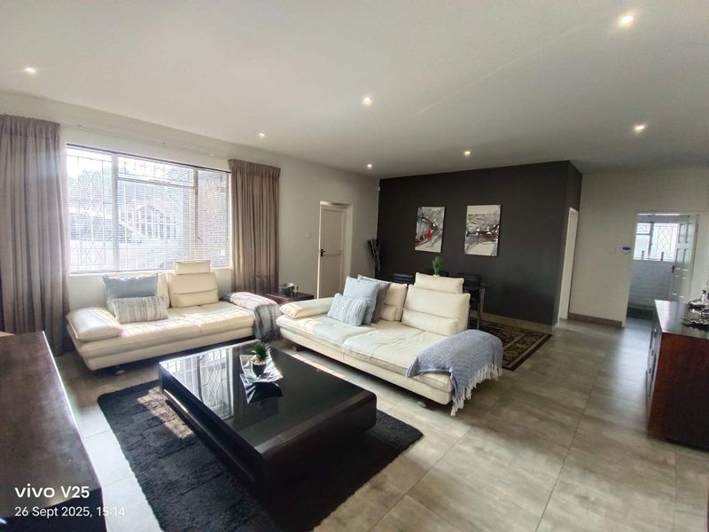 Ultra Modern Home with Flatlet for Sale - Photo 4