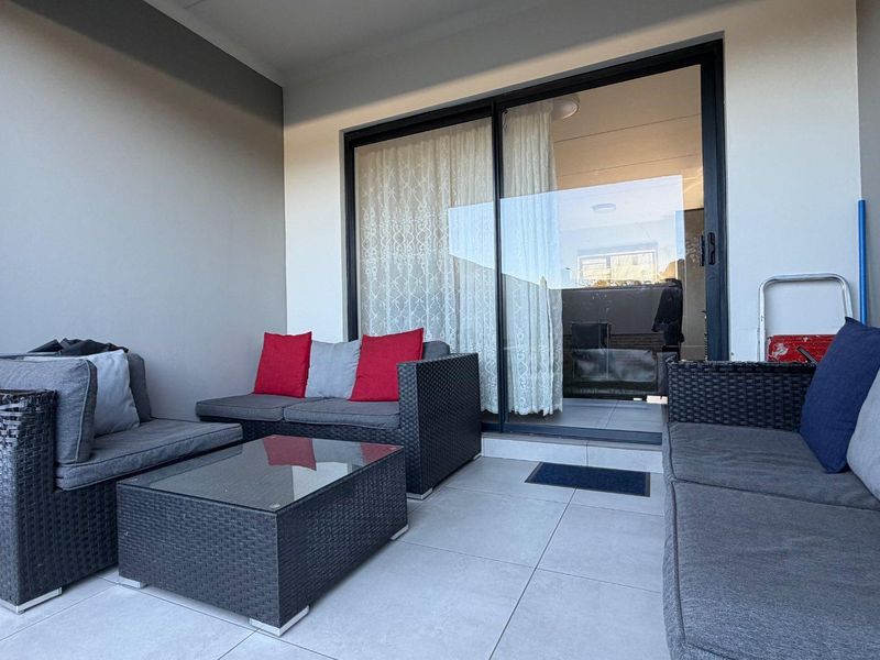 Modern 2-Bedroom, 2-Bathroom Garden Apartment to Rent at Royal Residenz, Lilianton Boksburg West - Photo 8