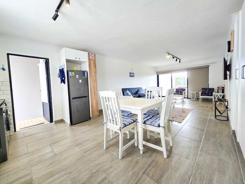 Charming  two bedroom ground floor unit for sale in Stilbaai-Wes. - Photo 4