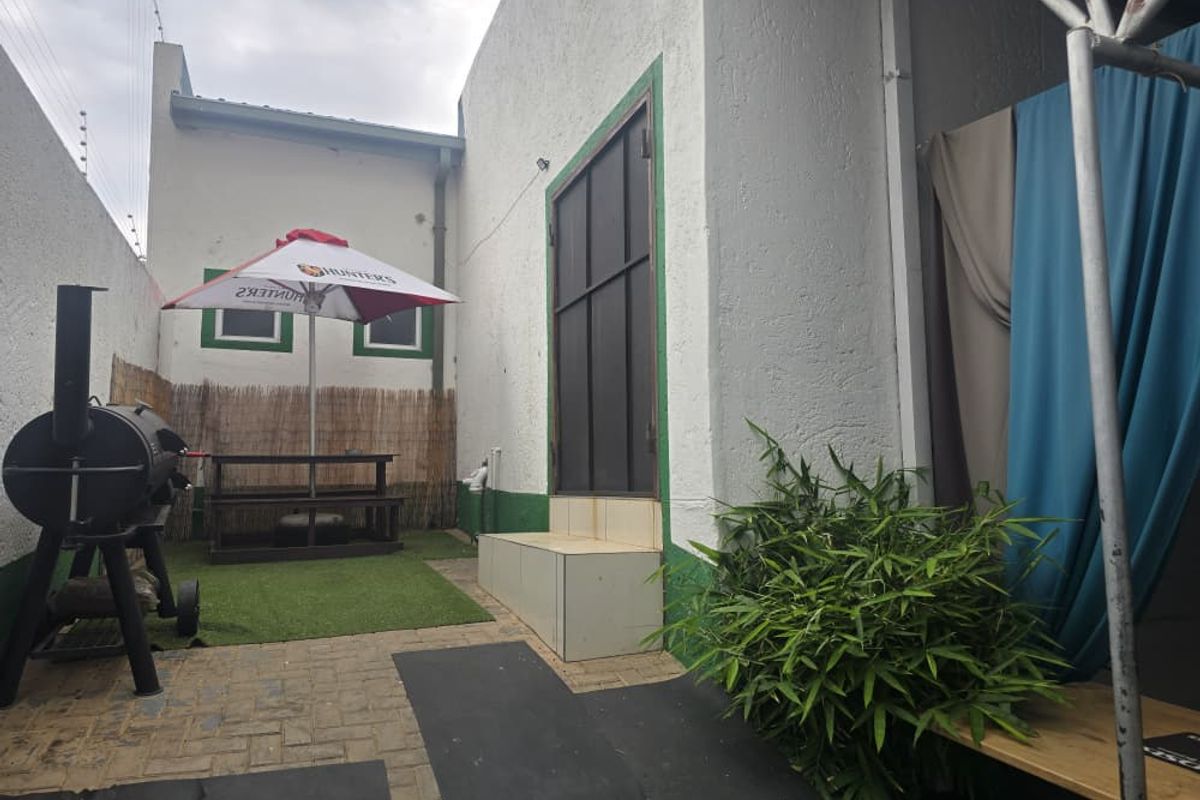 Prime Commercial Property for Sale – Exceptional Location in Windhoek Central - Photo 5
