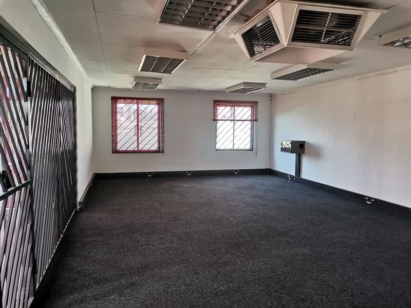 GREAT INVESTMENT CLOSE TO CBD - Photo 10