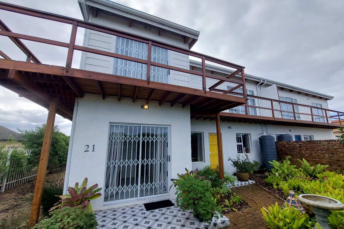 Tranquil Coastal Living in Kleinkrantz - Photo 3