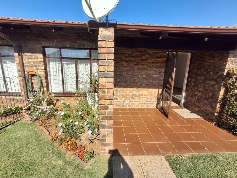 Retirement village for independent seniors - Photo 9