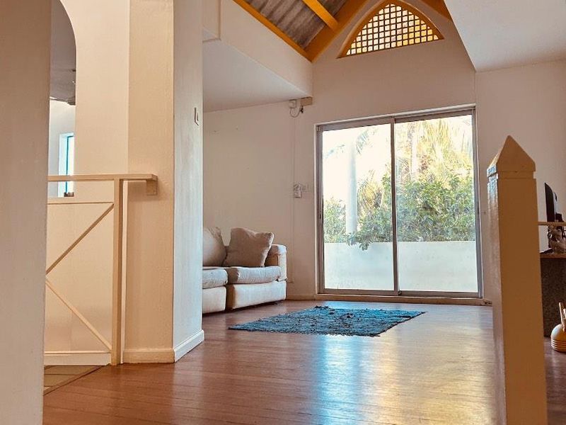 Unique Architect-Designed Contemporary Villa with Private Pool in Prime Pereybere Location - Photo 7