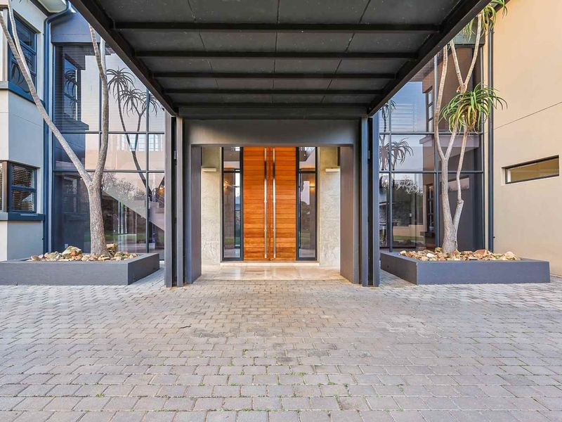 Modern Luxury Home for Sale - Photo 4