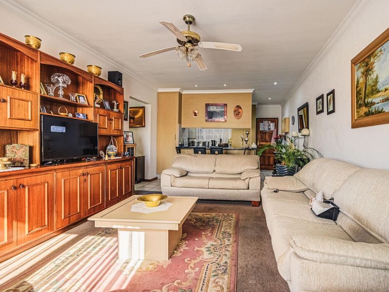 2 Bed 2 Bath Unit in Over 50's Complex - Photo 7