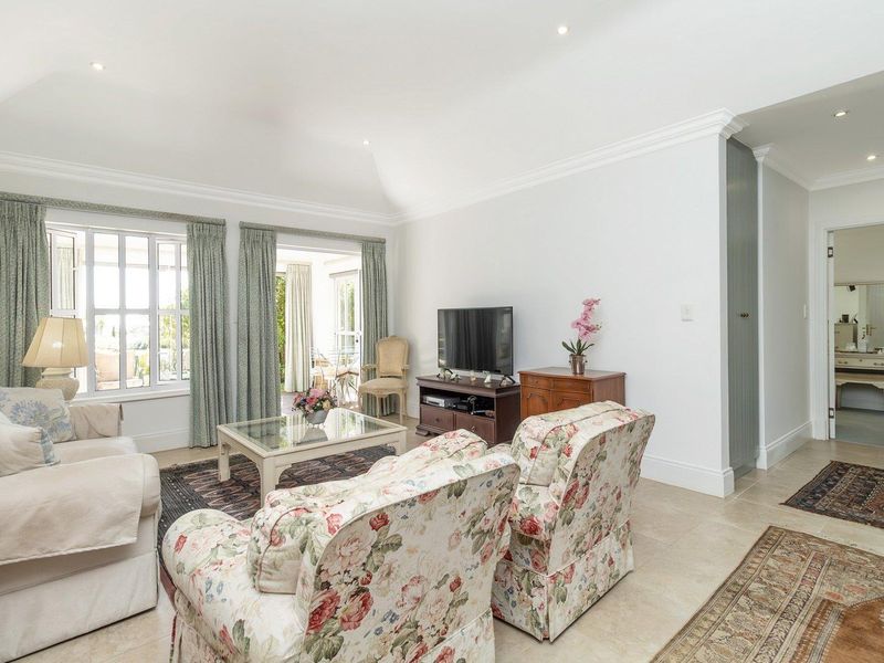 Tranquil retirement haven - Photo 5