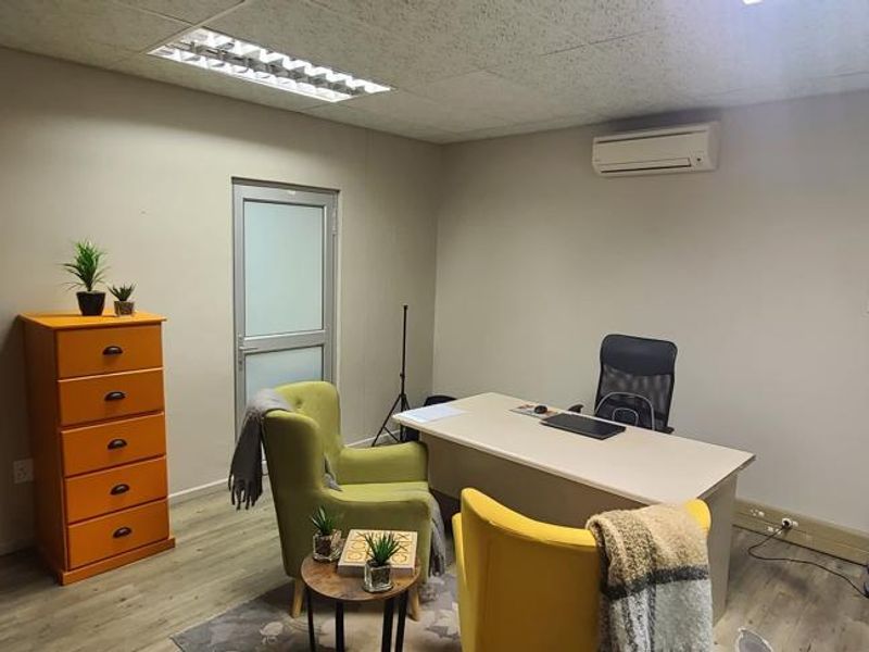 Centrally Located Office - Photo 6