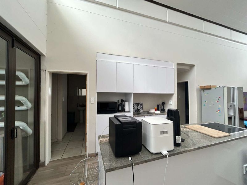 3 Bedroom Townhouse in Omeya Golf Estate - Photo 3