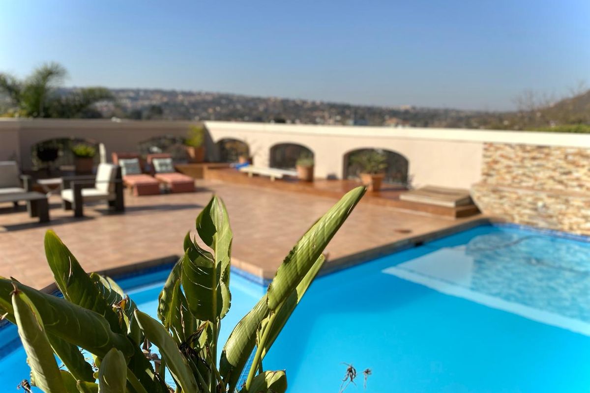 Munificent Mondeor - Photo 3