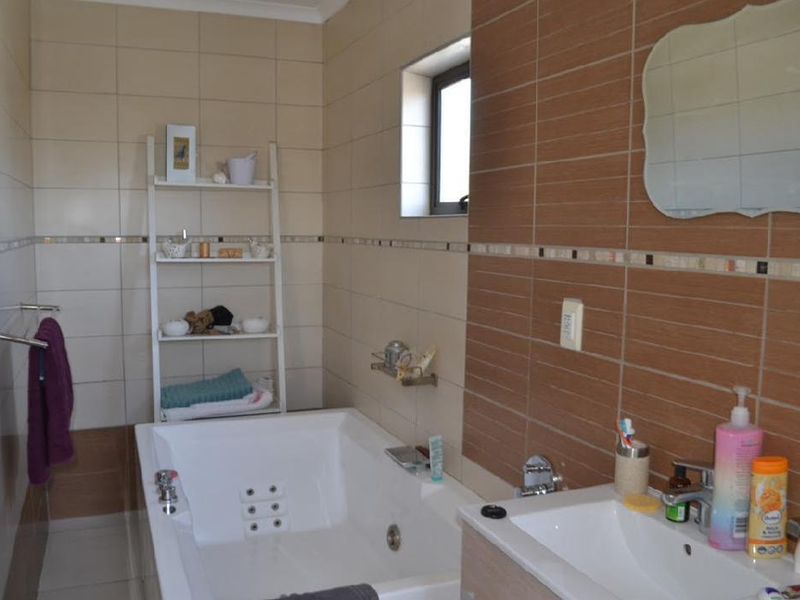 Spacious House in Hochlandpark. - Photo 6