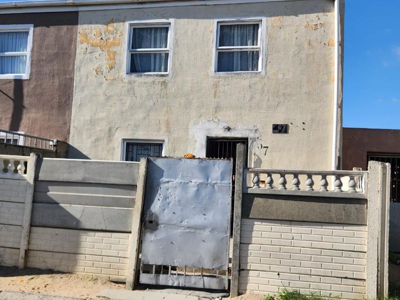 For Sale: Three-Bedroom House in Acacia Park, Phillip - Photo 2