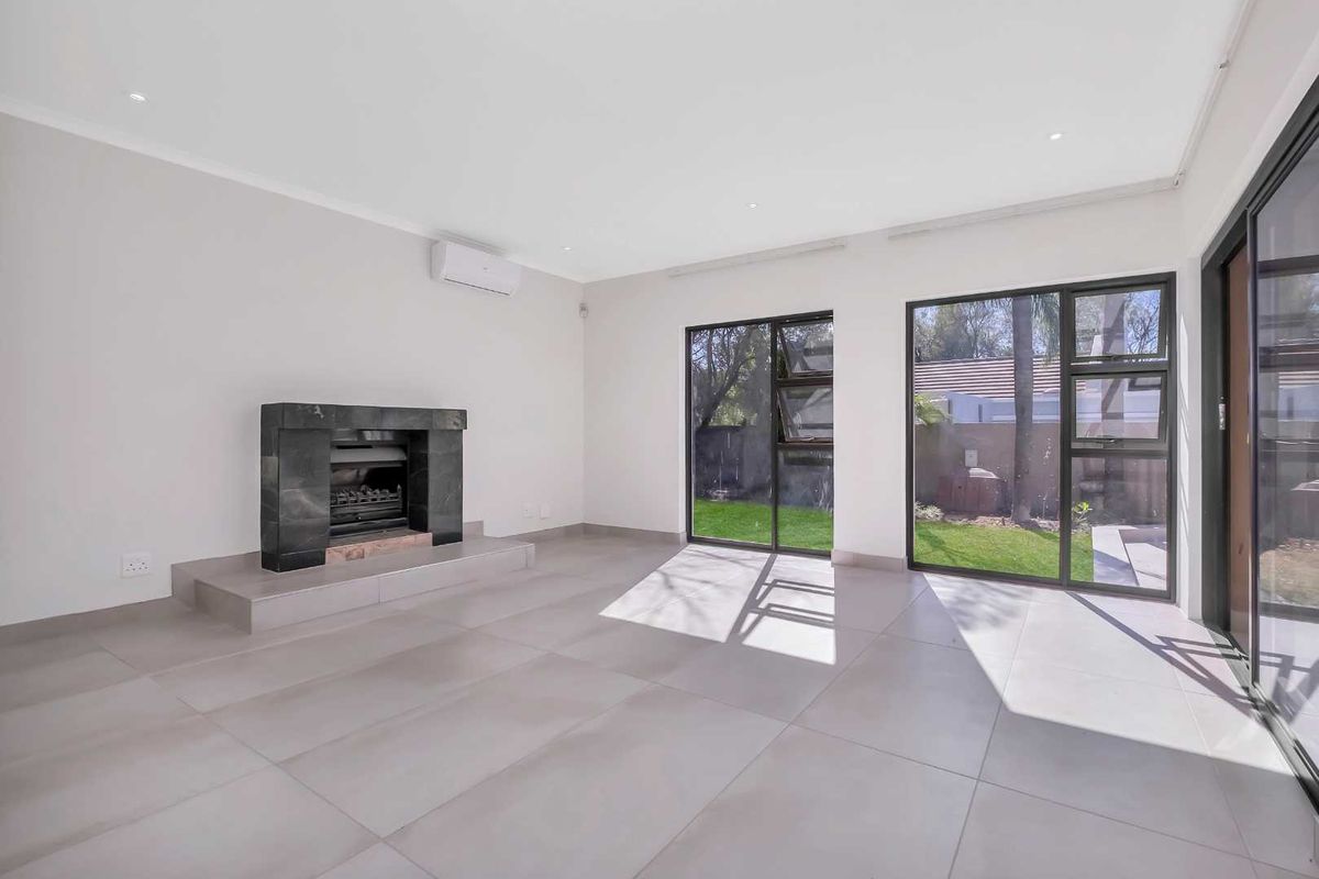MODERN SINGLE STOREY - Photo 3