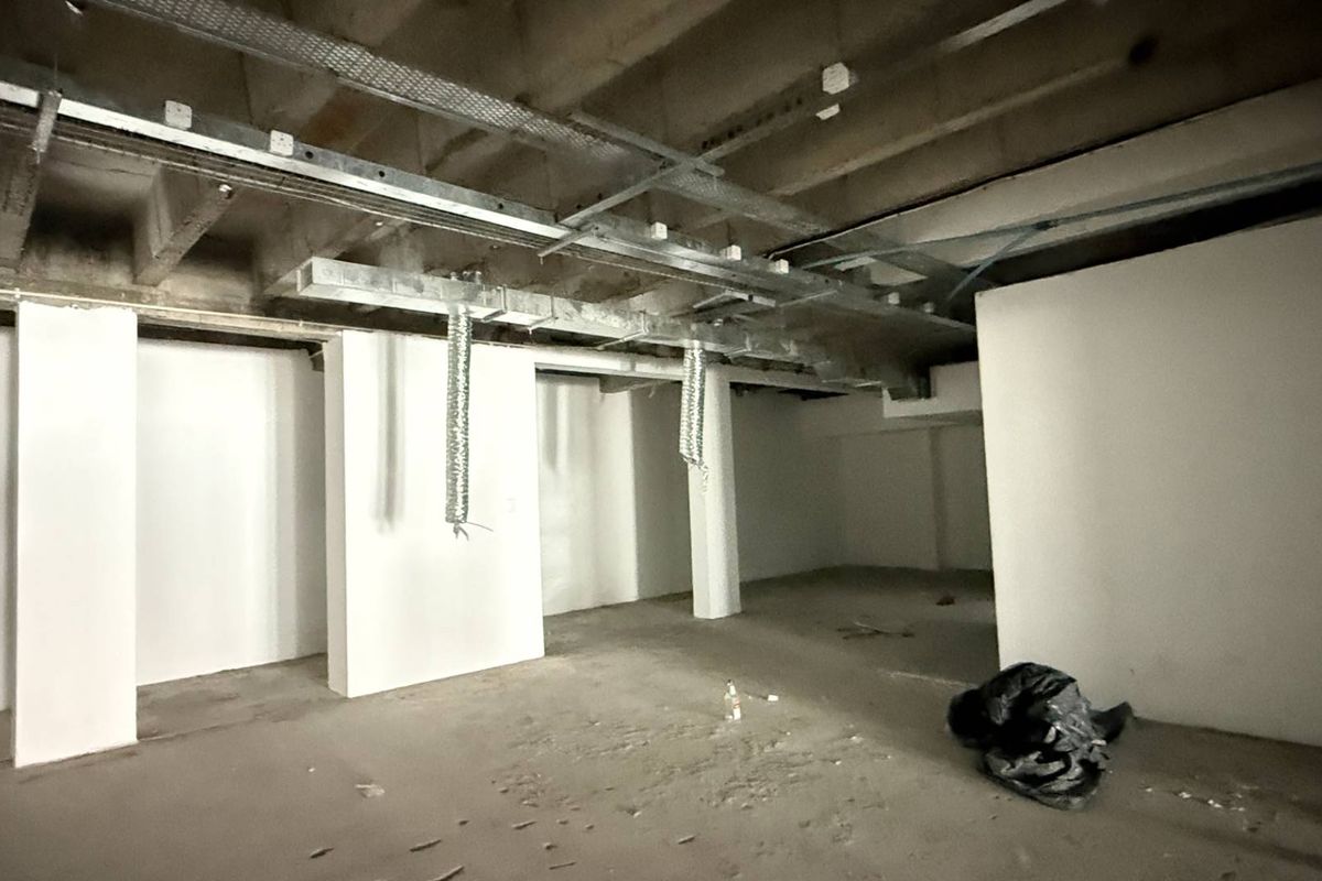 272m2 retail unit to let in Gardens - Photo 2