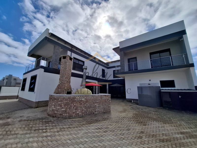 Live Moments Away from the Sea – A Home Where Comfort Meets Elegance - Photo 2