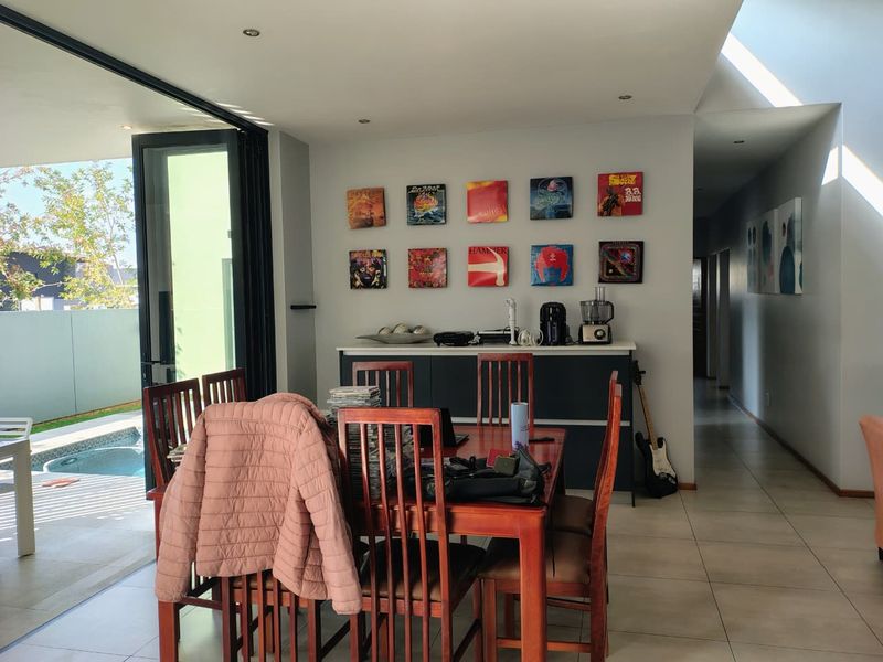 Modern House for Sale in Glen Marais Kempton Park - Photo 10