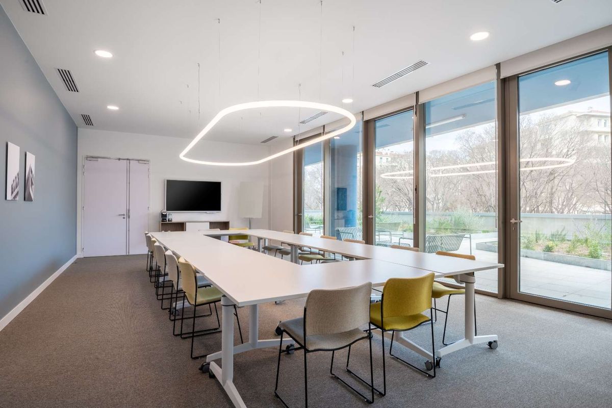 Find office space in Spaces Atrium on 5th Sandton for 5 persons with everything taken care of - Photo 4