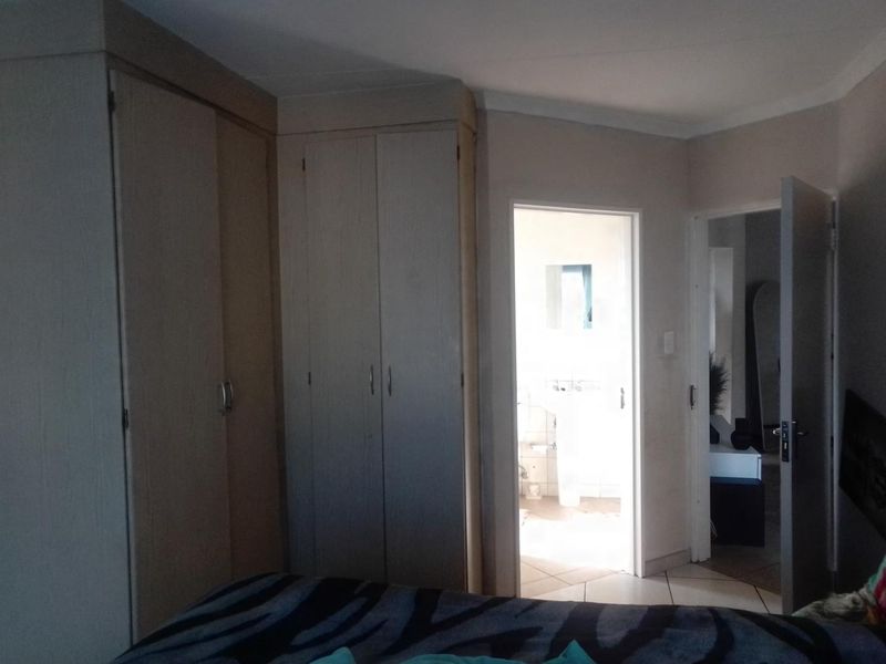 Apartment Flat For Sale in Kempton Park Terenure Midriver Estates - Photo 6