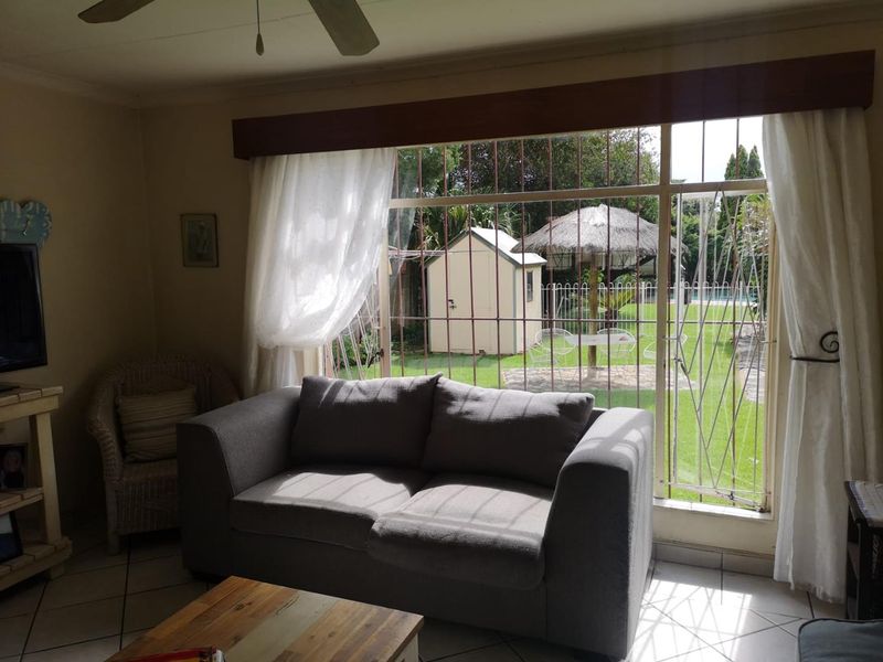 Garden cottage for rent - Photo 3