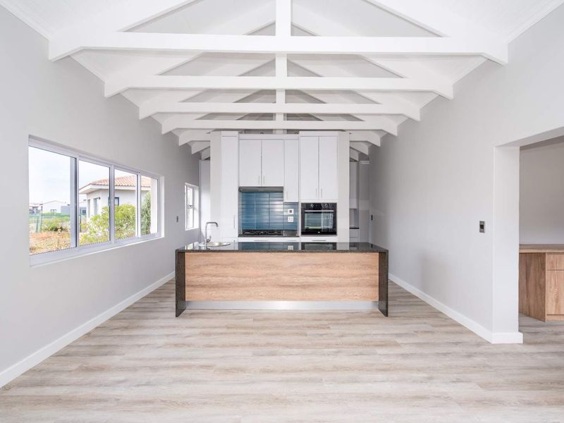 Well Priced Home, Waiting for its New Owner - Photo 6