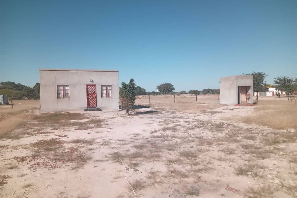 Commercial Property - Photo 3