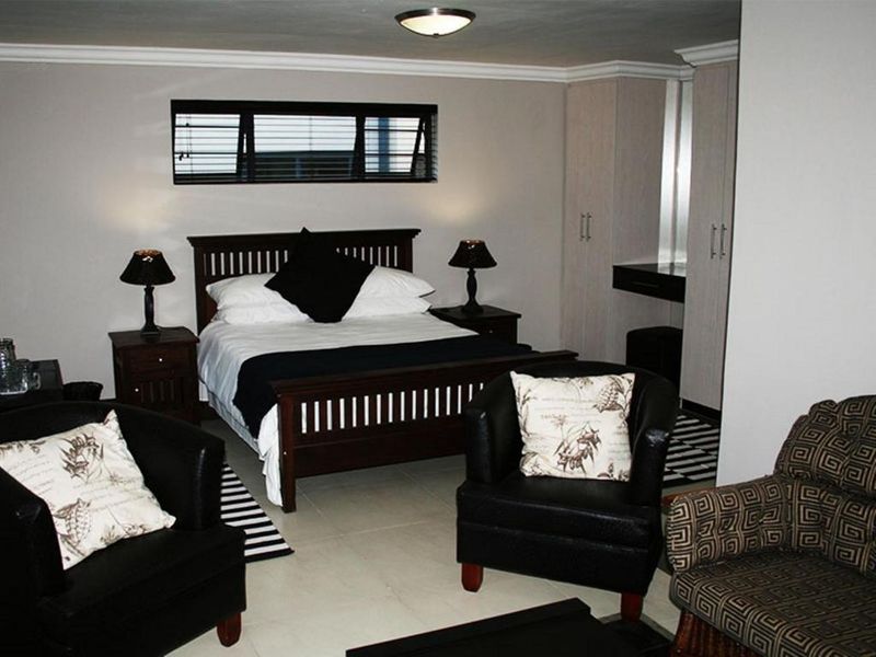 STUNNING 167 HECTARE GAME FARM AND LODGE FOR SALE NEAR BRITS - Photo 5