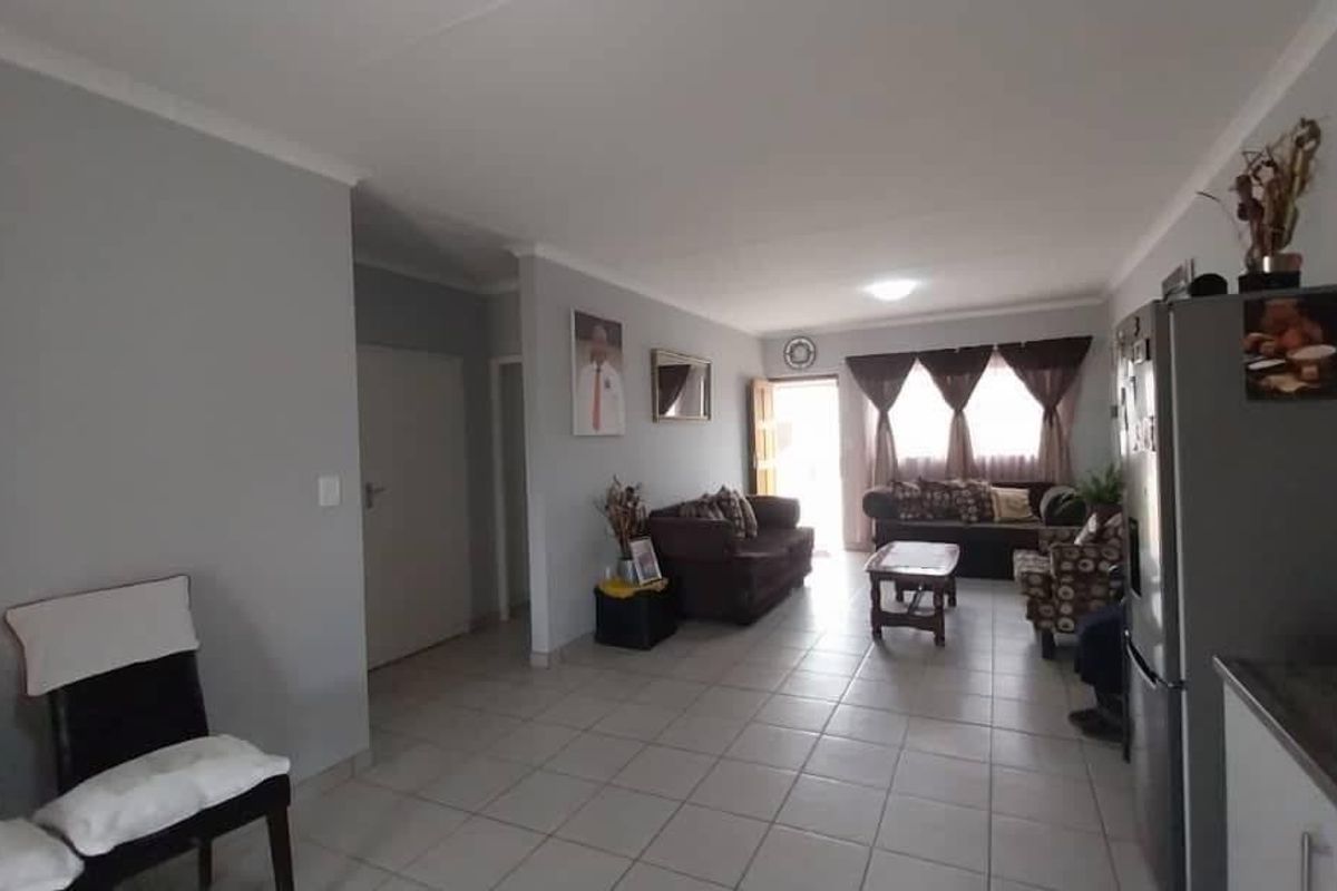 sona Village Deal: Cozy 2-Bedroom Home Awaits You - Photo 2