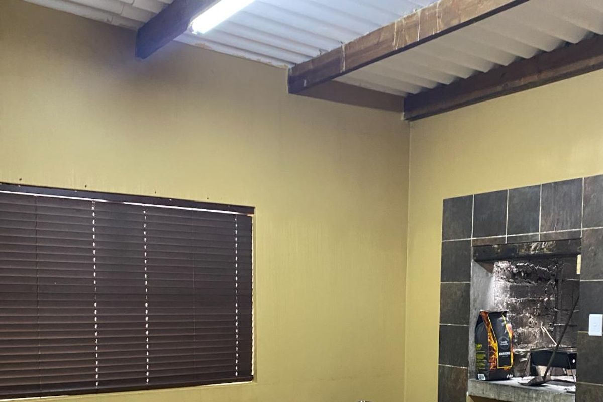 Move, Shift, Live: The Ultimate Adaptable-Flow Home - Photo 5