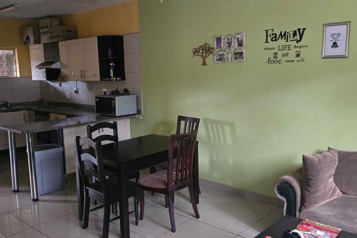 Great Location and Affordable - Photo 4