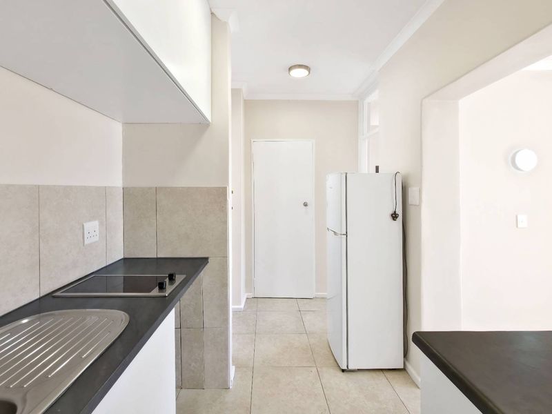 Airbnb Friendly Apartment in Kloof Street - Photo 10