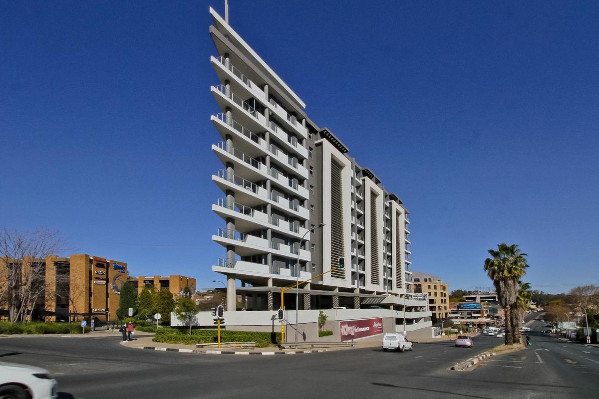 STUPENDOUS FULLY FURNISHED 2 BED 2 BATH APARTMENT FOR SALE IN THE ICONIC APEX IN ROSEBANK - Photo 2