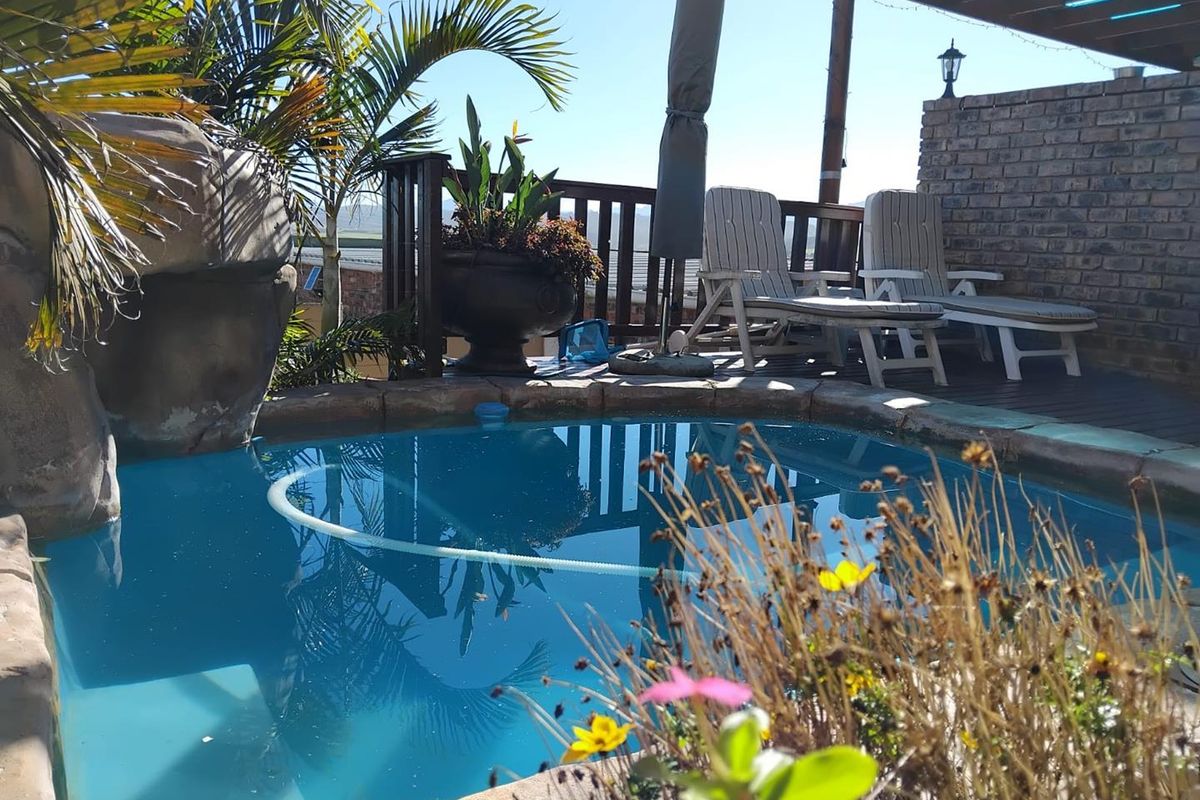 STUNNING HOME IN FRAAIUITSIG - Photo 3