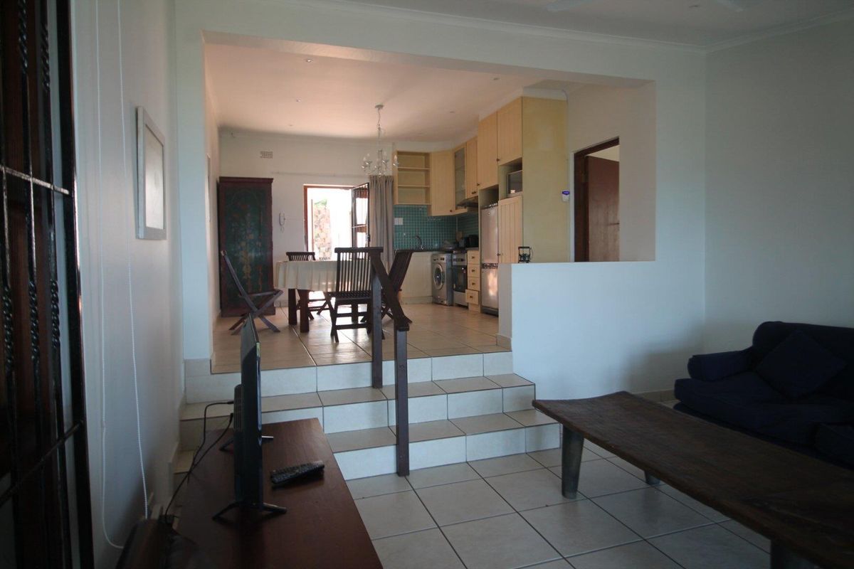 Furnished 2 bedroom House - Photo 4