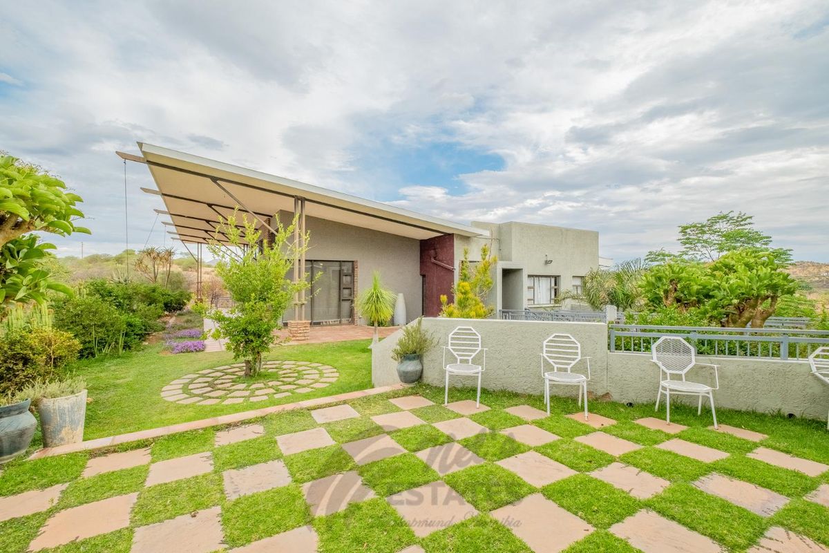 Exquisite property at Brakwater - Photo 2