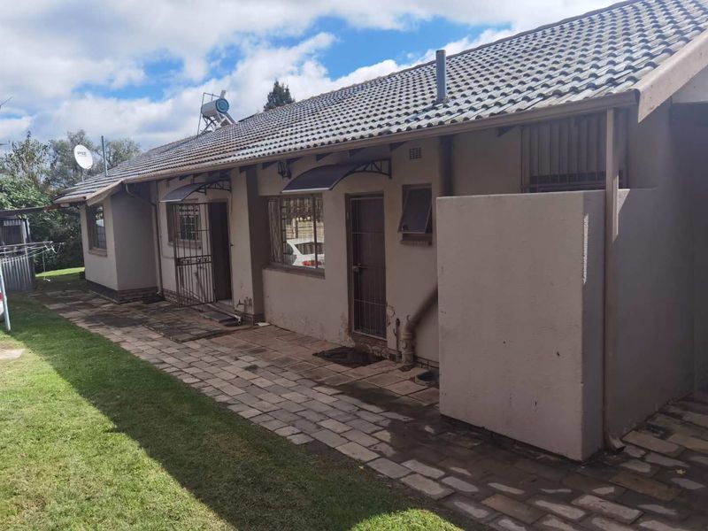 Corner stand house for sale in Upper Birchacres - Photo 5