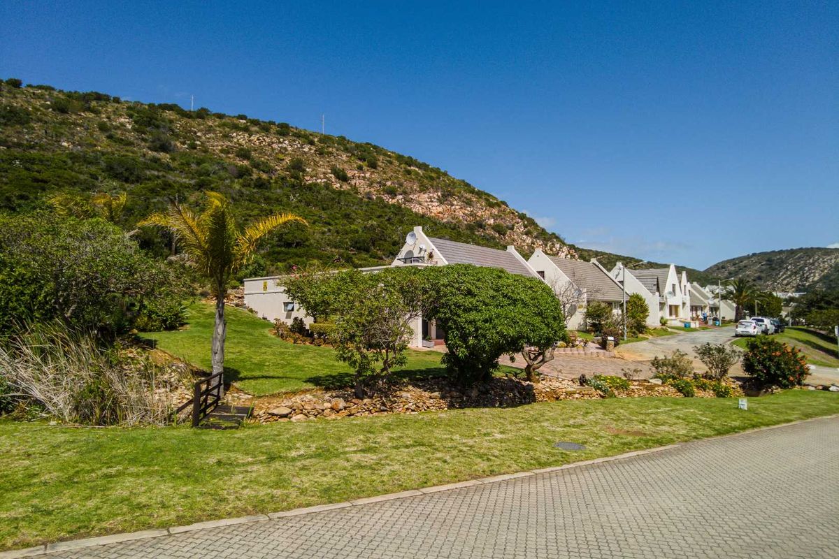 Stunning Home in Vogelsang Landgoed, Island View, Mossel Bay - Photo 3