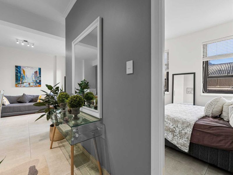 Fully Furnished, Fully Functional, Fully Lettable - Photo 9