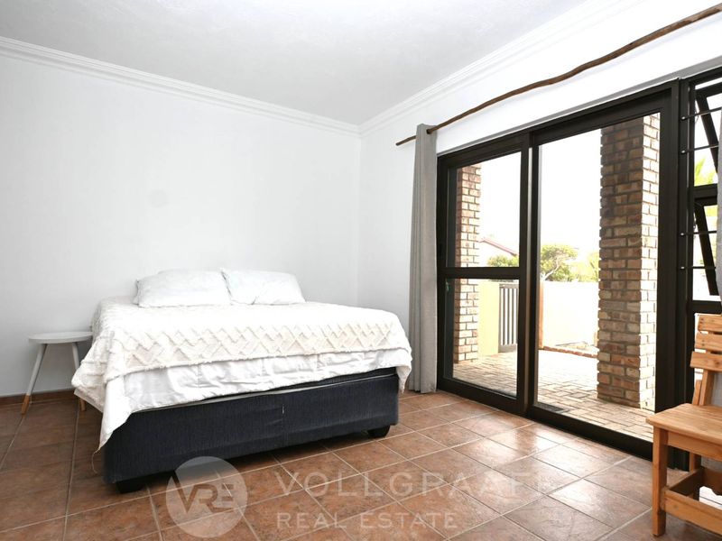 Spacious Family Home To Rent - 1 June 2026 - Photo 4