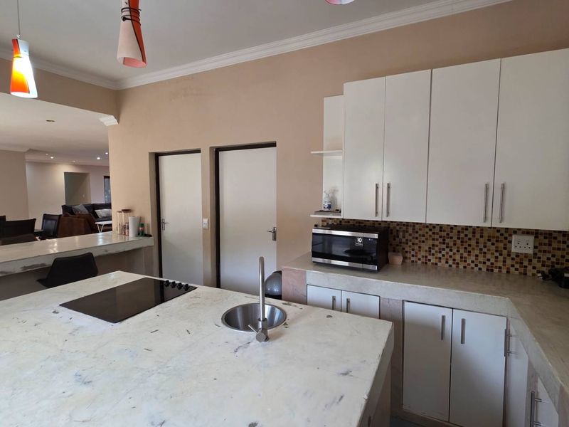 4 BEDROOM HOME TO RENT IN ESTATE D AFRIQUE 1st May 2026 - Photo 9