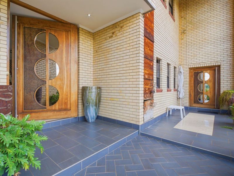 Elevated Living in Cornwall Hill - Photo 5