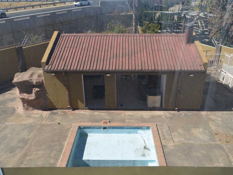 Step into a world of timeless architecture and modern versatility. - Photo 5