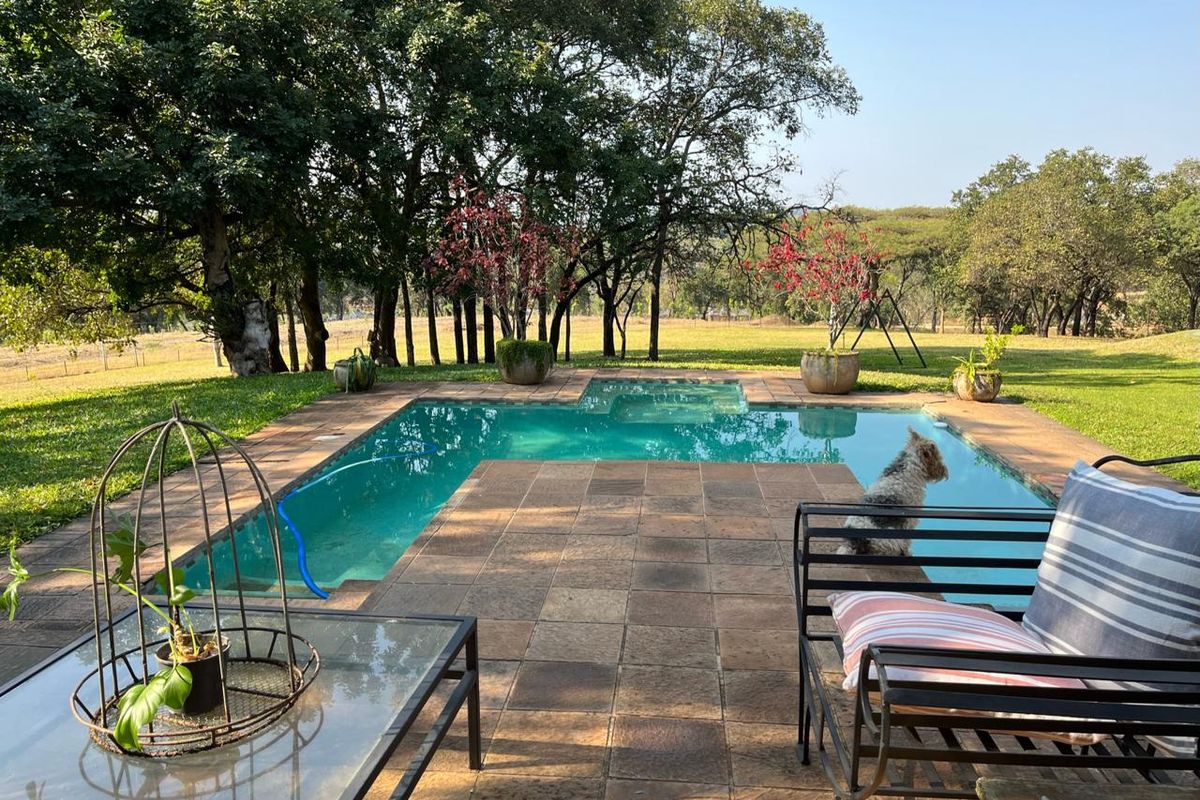 Countryside Living Meets Commercial Potential! - Photo 3