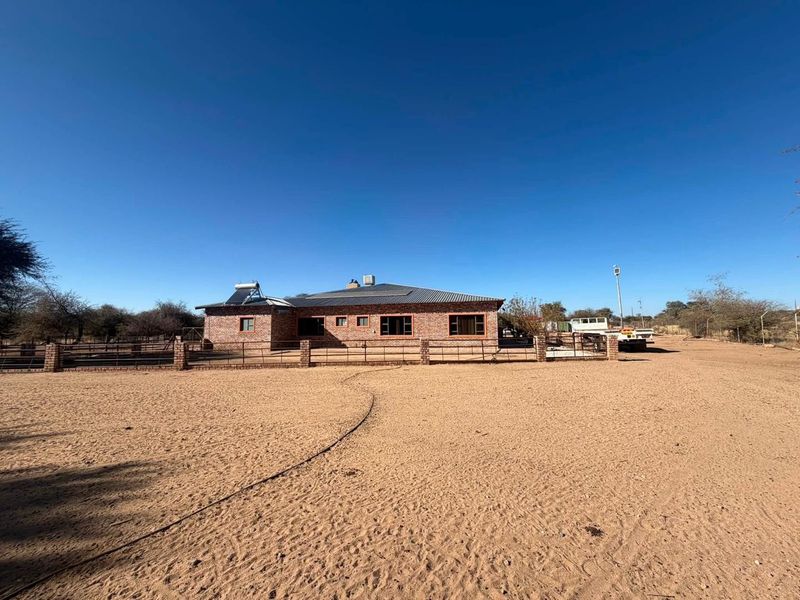 Two Smallholdings For Sale in Okahandja - Photo 1