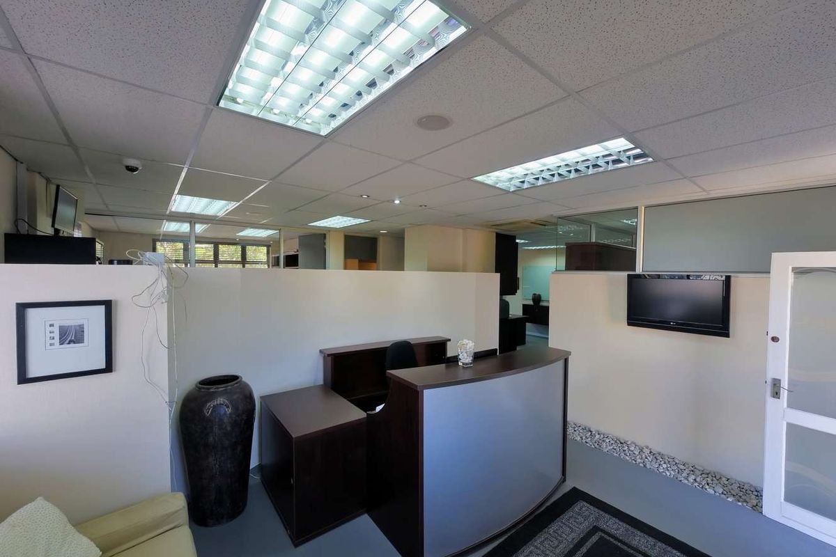 Move-in Ready, Fully Furnished Ground-Floor Office - Photo 3