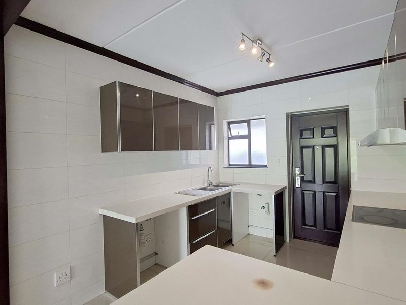 2 bed, 1 Bath Ground Floor apartment for sale in the Heart of Craigavon - Photo 3