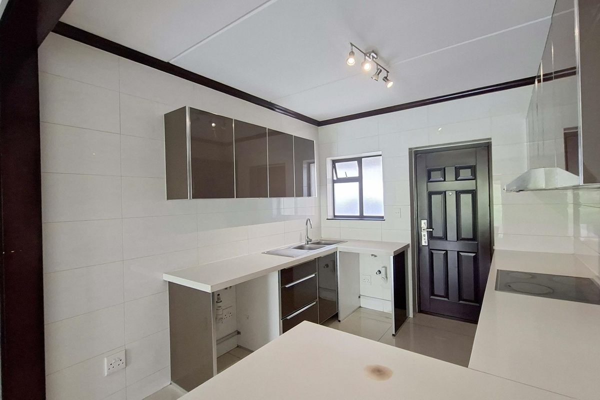 2 bed, 1 Bath Ground Floor apartment for sale in the Heart of Craigavon - Photo 3