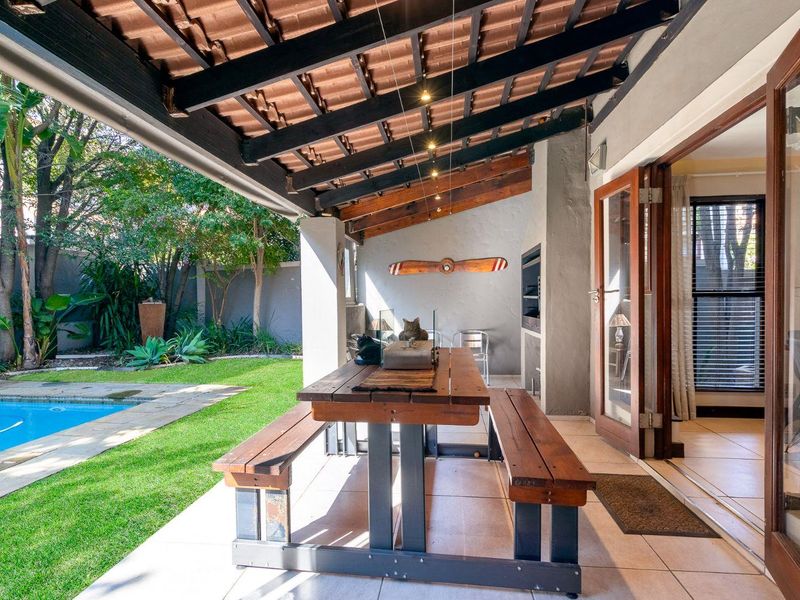 3 Bedroom House for Sale in Dainfern - Photo 7