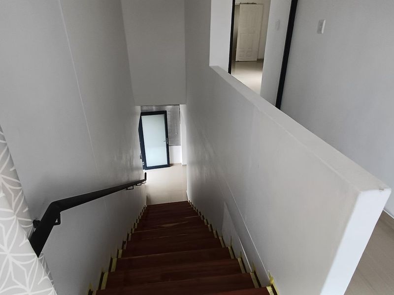To Let - Photo 7