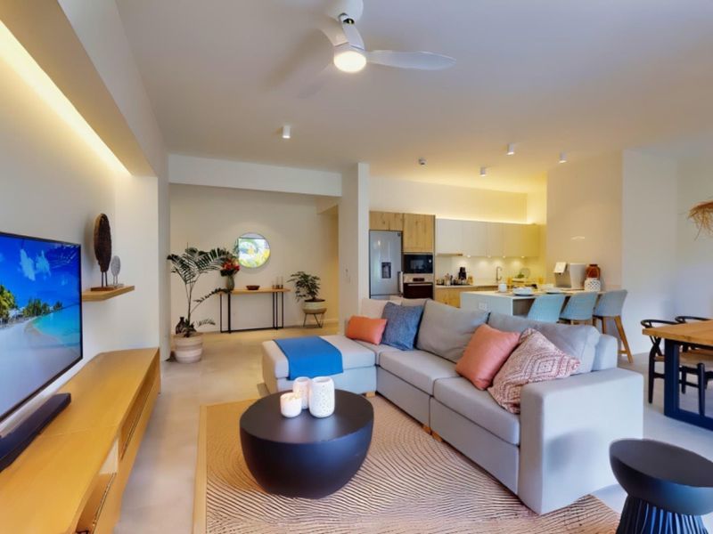 LES RÉSIDENCES DE MONT CHOISY — Live the island dream — where everyday luxury meets effortless living. - Photo 3